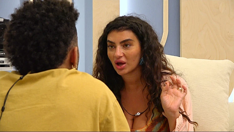 "לא בא לי אותנו": פרידה מחליטה לעצור את הקשר עם דיג'יי