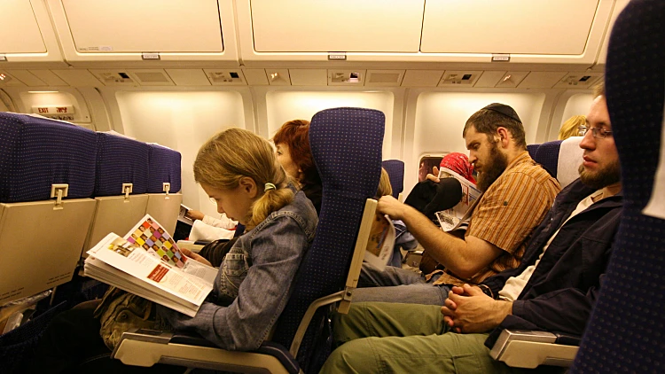 לבריאות: זה המושב במטוס בו הסיכוי להידבק במחלה הוא הקטן ביותר