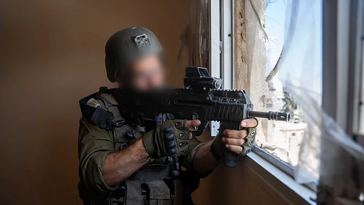 לוחמים בחו"ל על הכוונת: כך תימנעו ממעצר במהלך הטיול