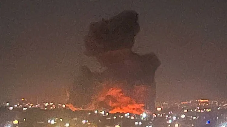 כ-40 רקטות שוגרו מלבנון לגליל; צה"ל תקף בעומק לבנון