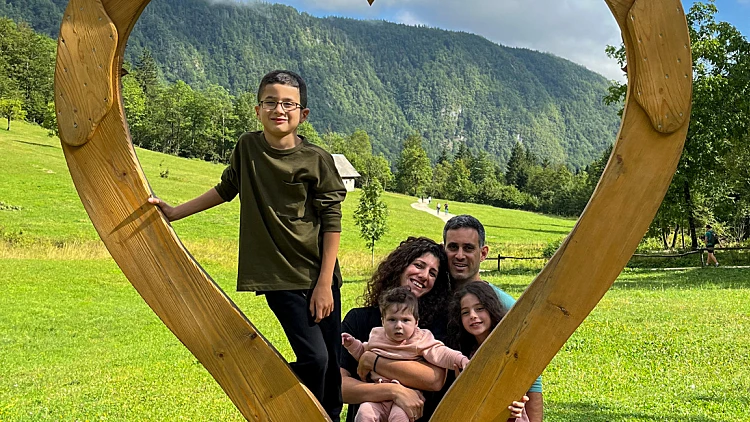 משפחה בהמראה - מקמפינג בטבע ועד מלונות יוקרה בחו"ל