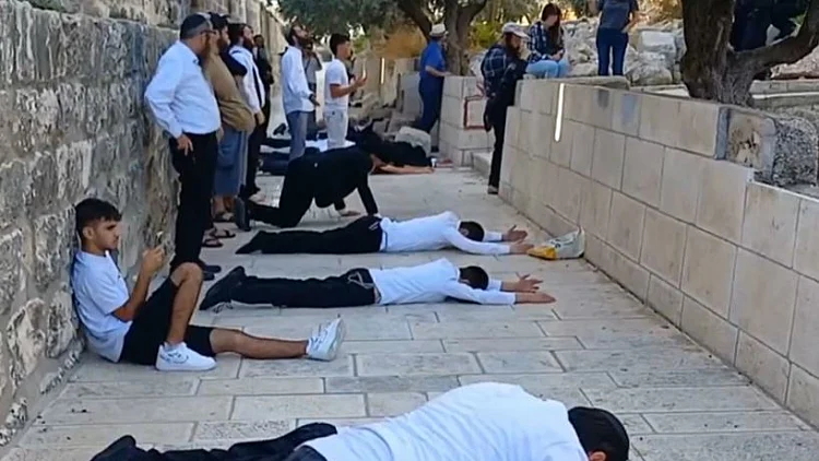 התיעוד שחושף: כך השתנה הסטטוס קוו בהר הבית - בעידוד המשטרה