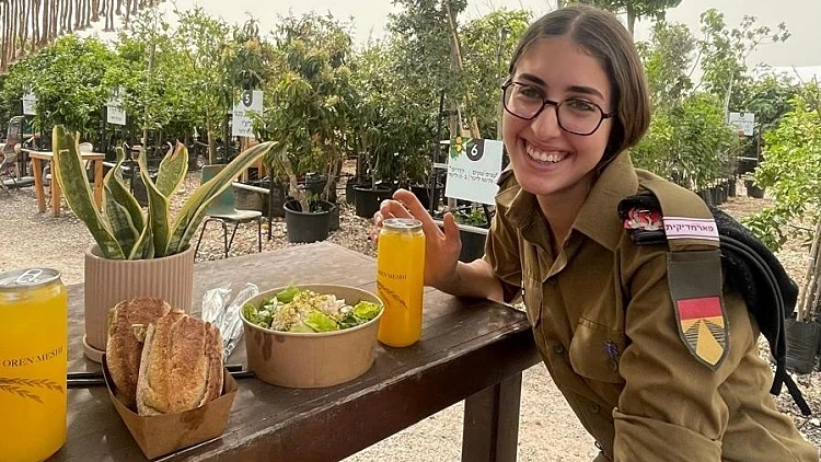 סמ"ר אגם נעים - החיילת הראשונה שנפלה בעזה: "הפסקנו לנשום"