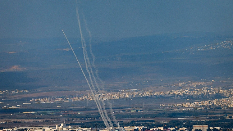 לראשונה במלחמה: אזעקות בחיפה; גלנט: "נסראללה בודד בצמרת"