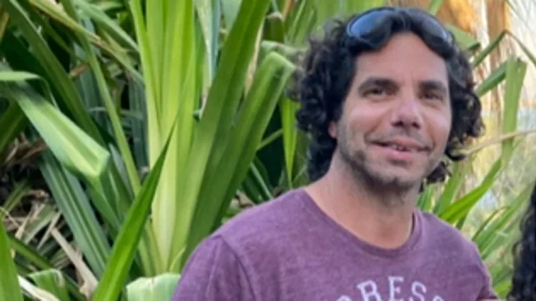 בדרך לחבק את ילדיו סהר וארז: עופר קלדרון חוזר הביתה