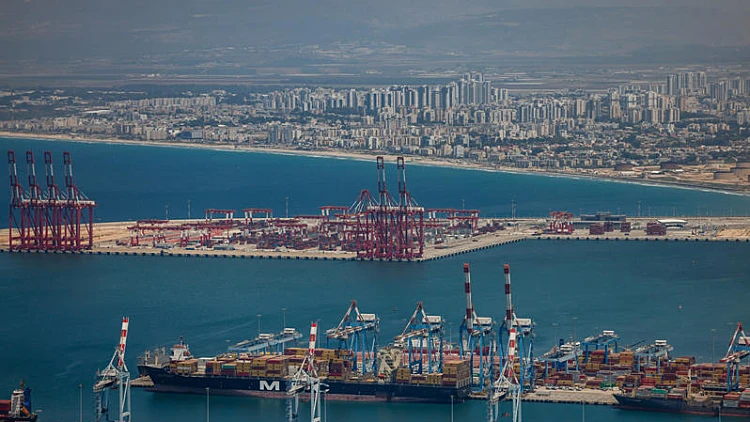 החות'ים: "נכניס את נמל חיפה לבנק המטרות, ונטיל מצור ימי"