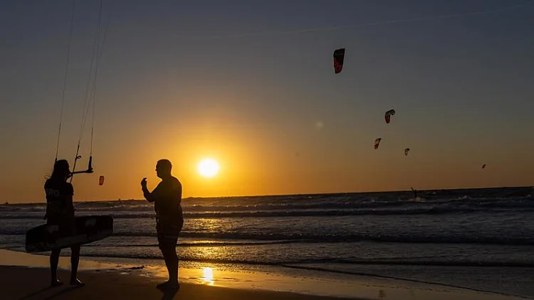 התחזית: חם מהרגיל, לקראת התקררות בהמשך השבוע