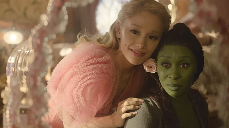 אחרי סוף השבוע הראשון בקולנוע: ההישג המדהים של הסרט "Wicked" | רשת 13