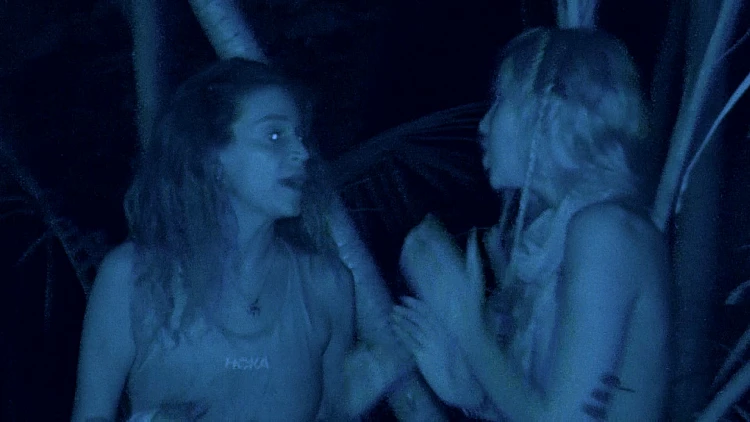 "אם אני לא מחזיקה את עצמי אני מתפוצצת עליה"