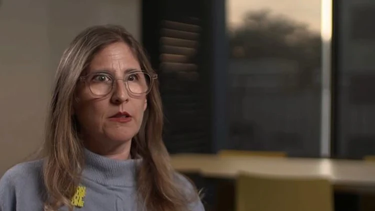 אמו של אלון, שלא ישתחרר בשלב א': "חייבים לוודא שהתהליך מסתיים"