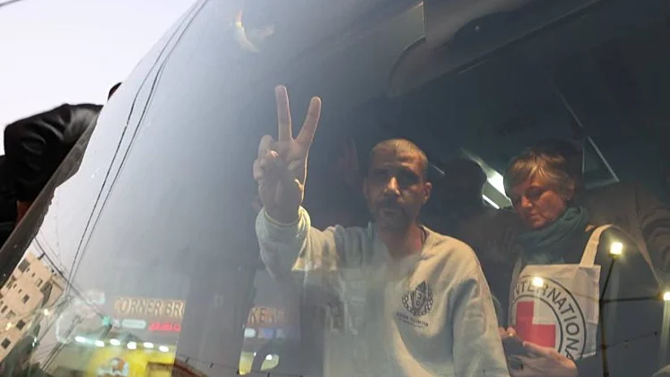 מחבלים שוחררו; כ"ץ לזביידי: "טעות אחת - ותפגוש חברים ותיקים"