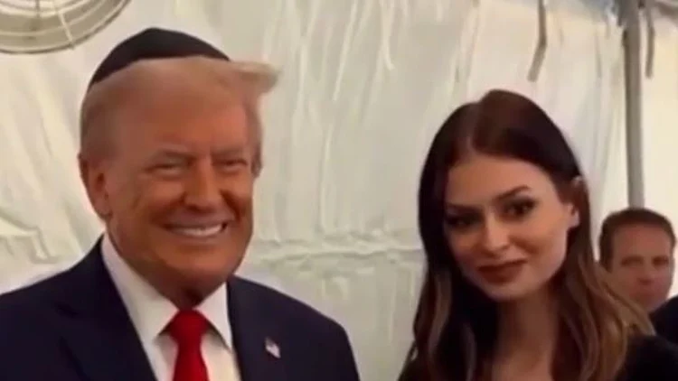 "צריך לסיים את המלחמה": ריאיון עם הדוברת המקורבת לטראמפ