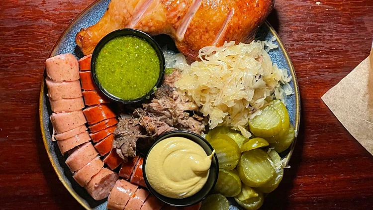 נוסעים לתפוס שלג? 5 מסעדות ופודטראקס מעולים ברמת הגולן