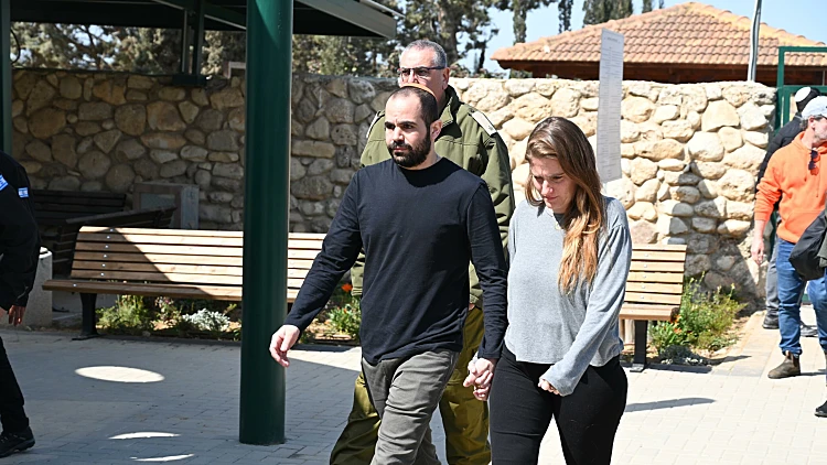 ירדן ביבס לרה"מ: "מעט פוליטיקאים ביקשו סליחה, בוא לניר עוז"