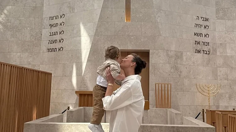קרלי קלוס בישראל