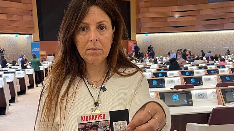 "אונר"א השתתפה בטבח": הנאום החריף של אם החטוף החלל באו"ם