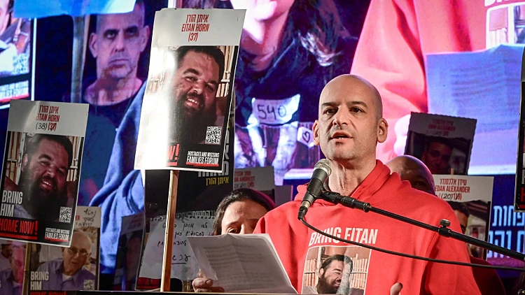 יאיר הורן בת"א: "משכתי את איתן בזרוע כשלא היה לו כוח לזוז"