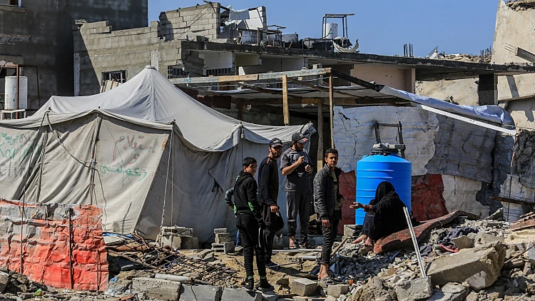 לוחמים השחיתו רכוש בפעילות באיו"ש; כלי טיס נפל באזור נירים