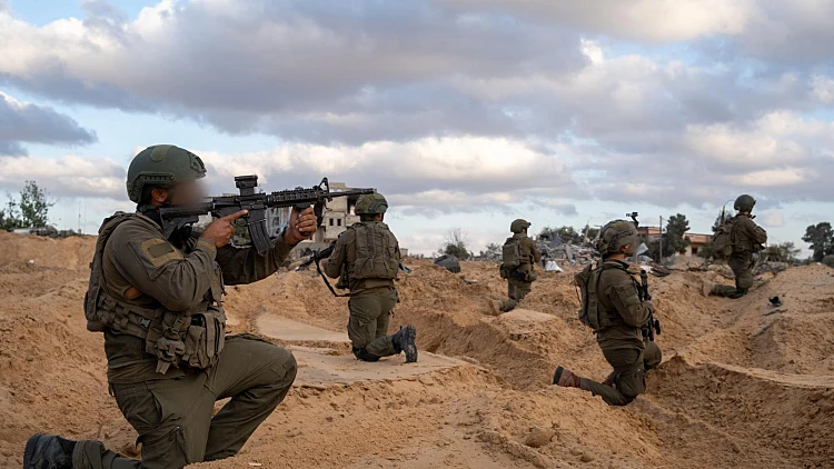 בין ח'אן יונס לרפיח: תיעוד ממסדרון מורג עם הכוחות הלוחמים