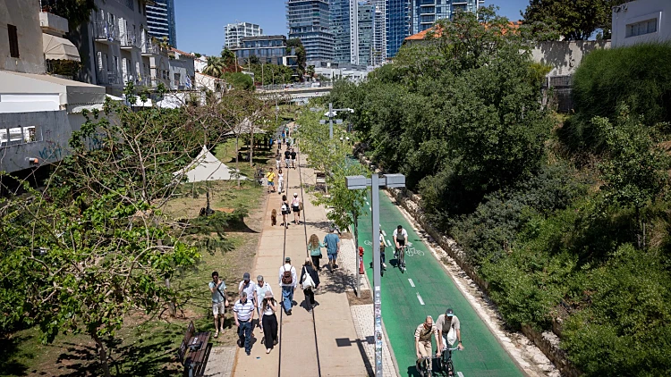 התחזית: עלייה קלה בטמפרטורות; לקראת סופ"ש חם יחסית לעונה