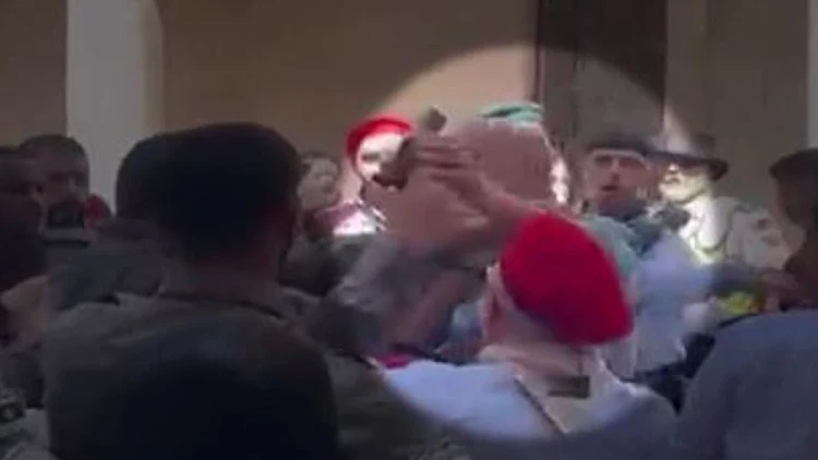 נציג הכנסייה שהותקף ע"י לוחם מג"ב בי-ם: "הצמיד את הנשק לראשי"