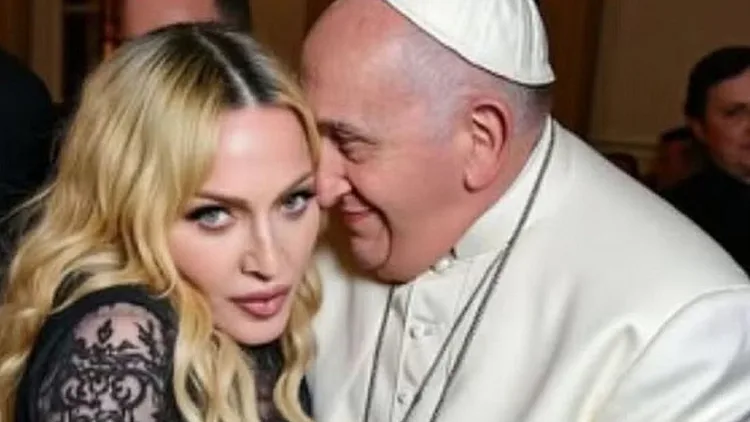 מדונה והאפיפיור פרנציסקוס