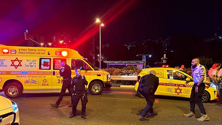 הקטל בכבישים: גבר כבן 60 נהרג מפגיעת רכב בחיפה