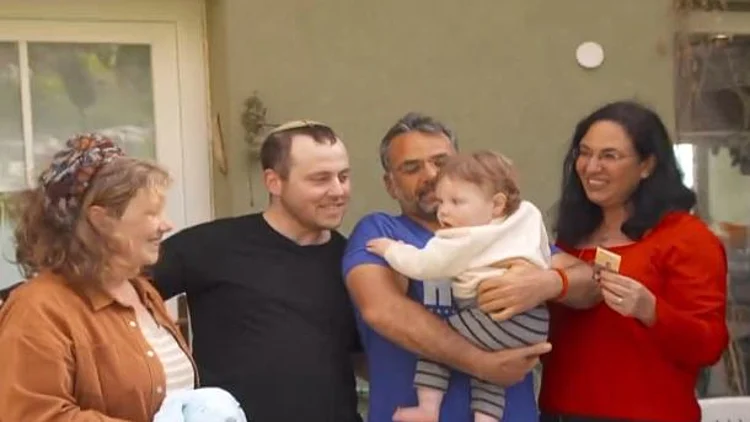 "מרגש עד דמעות": החילוץ שחיבר לנצח שני גיבורים - ותינוק