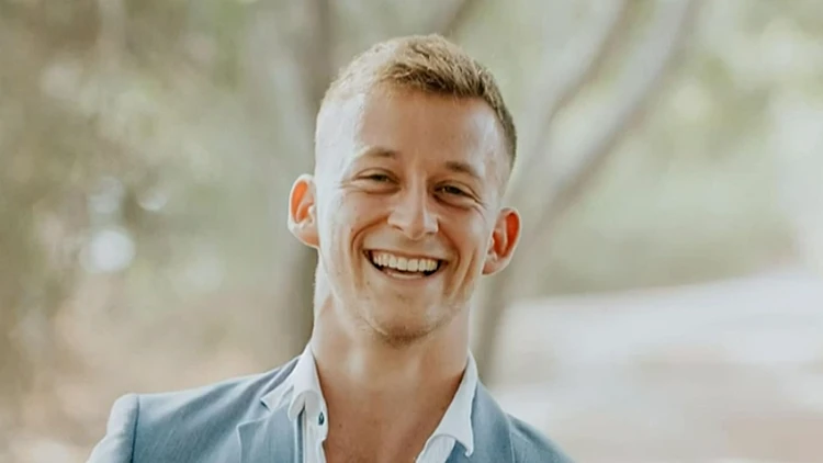  "החיים עדיין יכולים להיות יפים. זה עניין של החלטה"