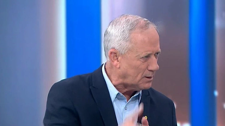 גנץ: "אני בעד השבת החטופים כולל השהיית המלחמה"