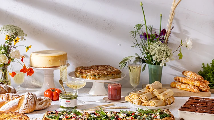 קולקציית שבועות של מאפיית לחמים