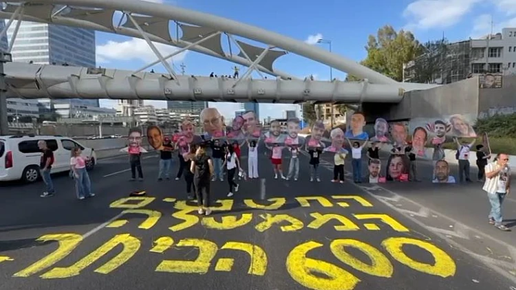 טראמפ: קרובים מאוד לעסקה, נעדכן היום או מחר