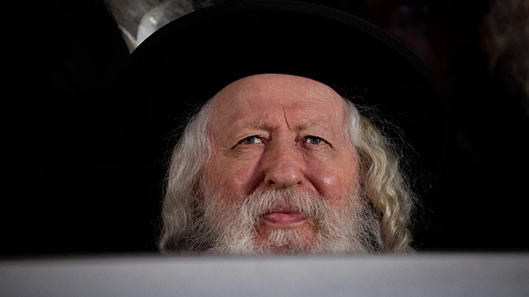 אחרי העימות עם נתניהו: האדמו"ר מגור ניצב מול מאבק פנים חרדי