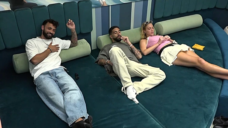 עונה בכנות: טל על זוגיות בתוך בית "האח הגדול"