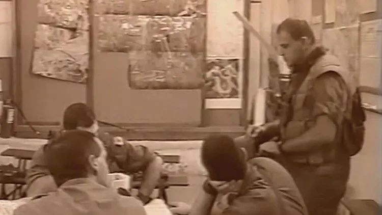 2 אצבעות מהבופור: צ'יקו תמיר חוזר לאסון בלבנון ששינה את חייו