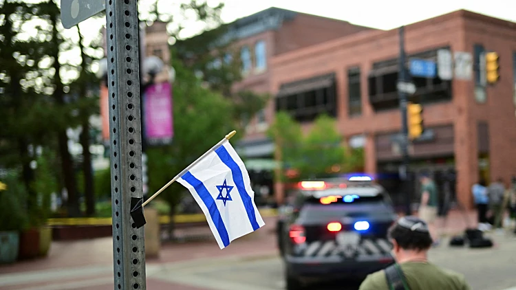 ה-FBI מזהיר: "מזהים איומים על קהילות יהודיות בארה"ב"