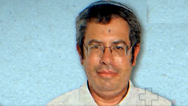"לא יכול להיות שאדם שפגע בעשרות ילדים יישאר במערכת החינוך"
