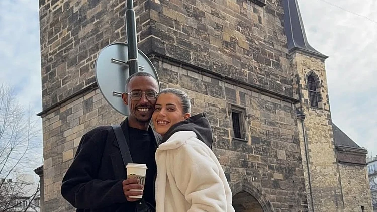 "לא מוכן לחתום על הסכם ממון": פרטים חדשים על התלונה של ספיר