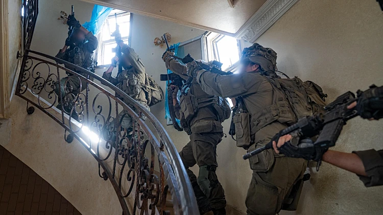 עובדים, משרתים ונפגעים: ה"תיקון" שקיצץ בשכר המילואימניקים