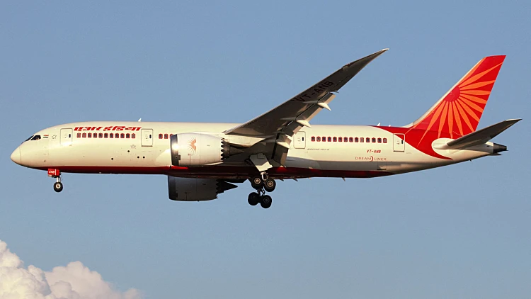 Air India מטוס נוסעים מדגם בואינג 787-8 "דרימליינר" של אייר אינדיה