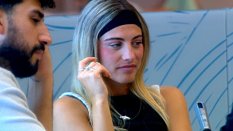 "יש גבול לכל תעלול": תרצה לא נשארת אדישה לפלרטוטים של ארז