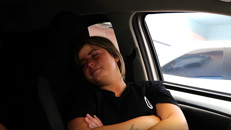 אימה של שלקה חושפת: זו הסיבה לכך שהיא נרדמת כל הזמן בבית