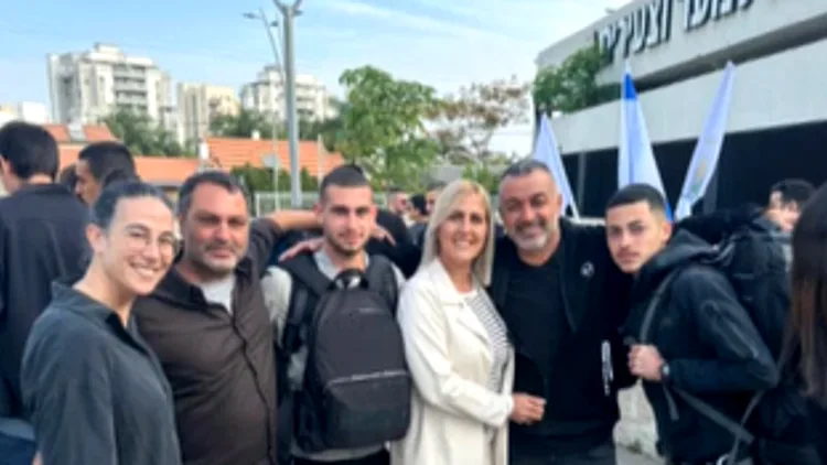 "מאז השבת השחורה הוא חיכה להתגייס": הוריו של יאיר ז"ל נפרדים