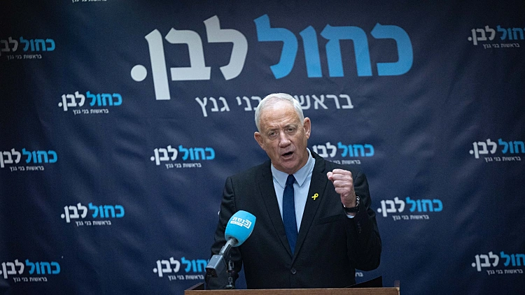 גנץ: "לא מדברים עם אף אחד על הצטרפות לממשלה"
