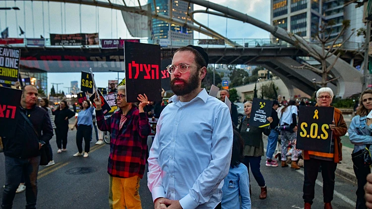 לאחר שהביע שמחה על נפילת לוחמים: איש התקשורת החרדי נעצר