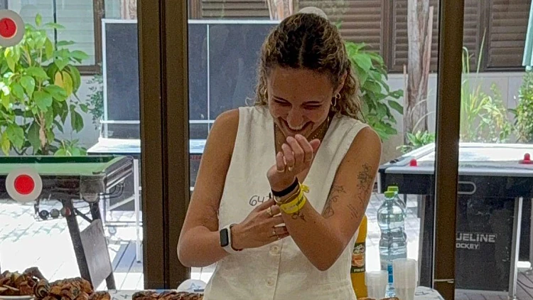 רומי גונן שוחררה מבית החולים: "עוד צעד לקראת החופש שלי"