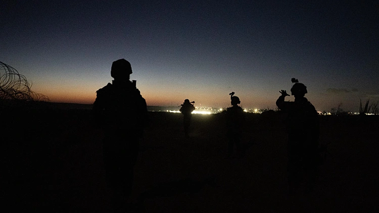 צה"ל תקף מפקדת חיזבאללה בדרום לבנון; הושמדה מנהרה בעזה