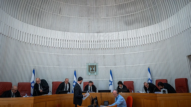 שופטי העליון בשיחות סגורות: "דמנו הותר, אנו חוששים ומפחדים"