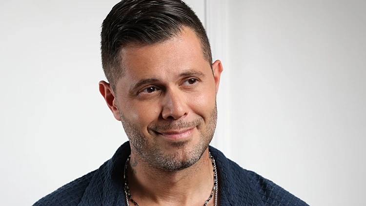 "גבר שמפחד להראות רגש מפסיד את העיקר": הקמפיין החדש של שי חי