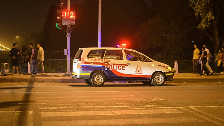 New,delhi,,india, ,october,19,,2017:,delhi,police,vehicle